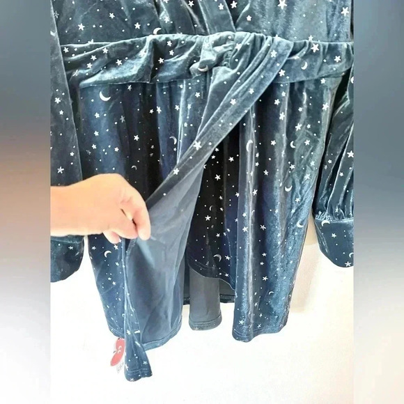 Cider Curve Blue Velvet V-Neck Star & Moon Long Sleeve Mini Dress Plus Size 4XL - Picture 3 of 13